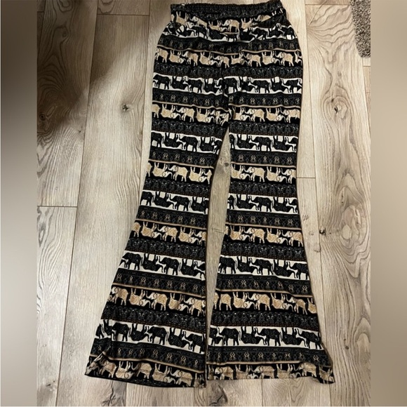 Women's Black and Tan Patterned Pants - Picture 1 of 1